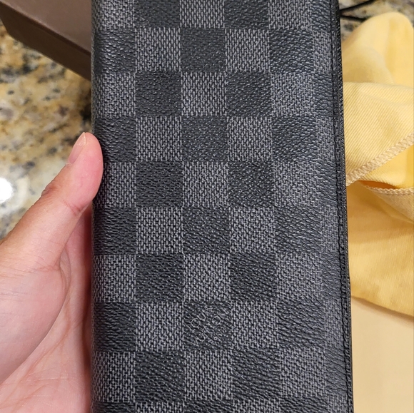 LV Brazza Damier Graphite Wallet - Picture 6 of 11